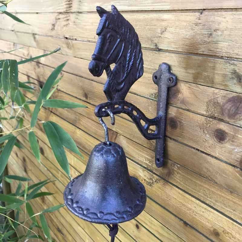Campana de puerta de hierro fundido con cabeza de caballo