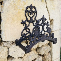 Portamanguera de pared de hierro fundido marrón