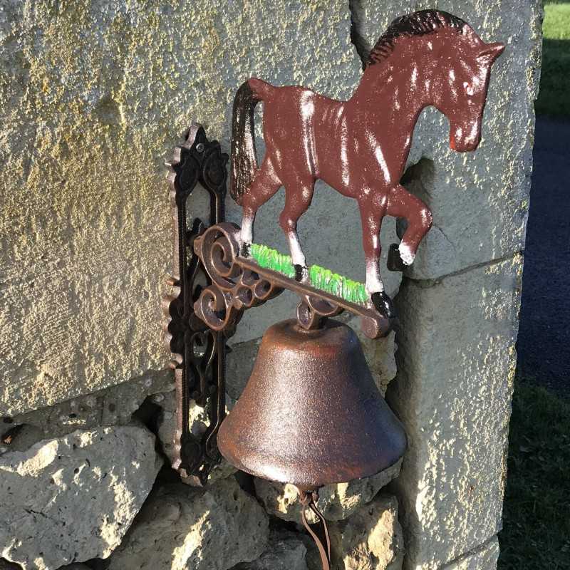 campana mural decorativa para jardín estilo ecuestre