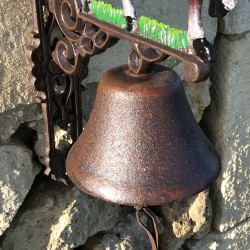 campana decorativa de exterior con caballo h 45 cm