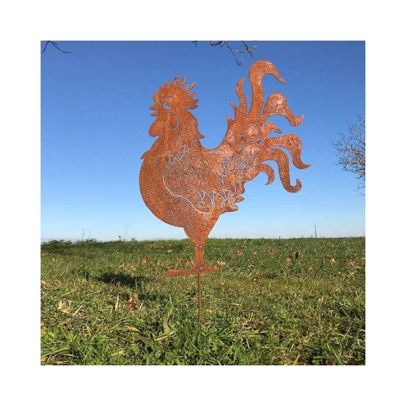 Gallo decorativo de metal oxidado para jardín