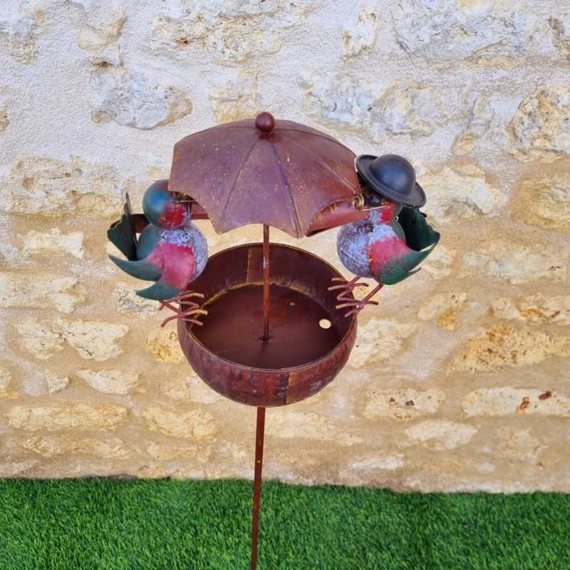 Comedero para pájaros de metal con parasol y dos aves