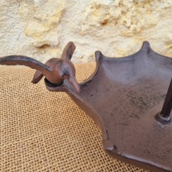Baño para pájaros de hierro fundido con forma de paraguas