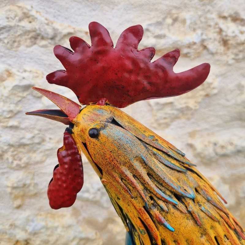 Gallo decorativo de metal multicolor