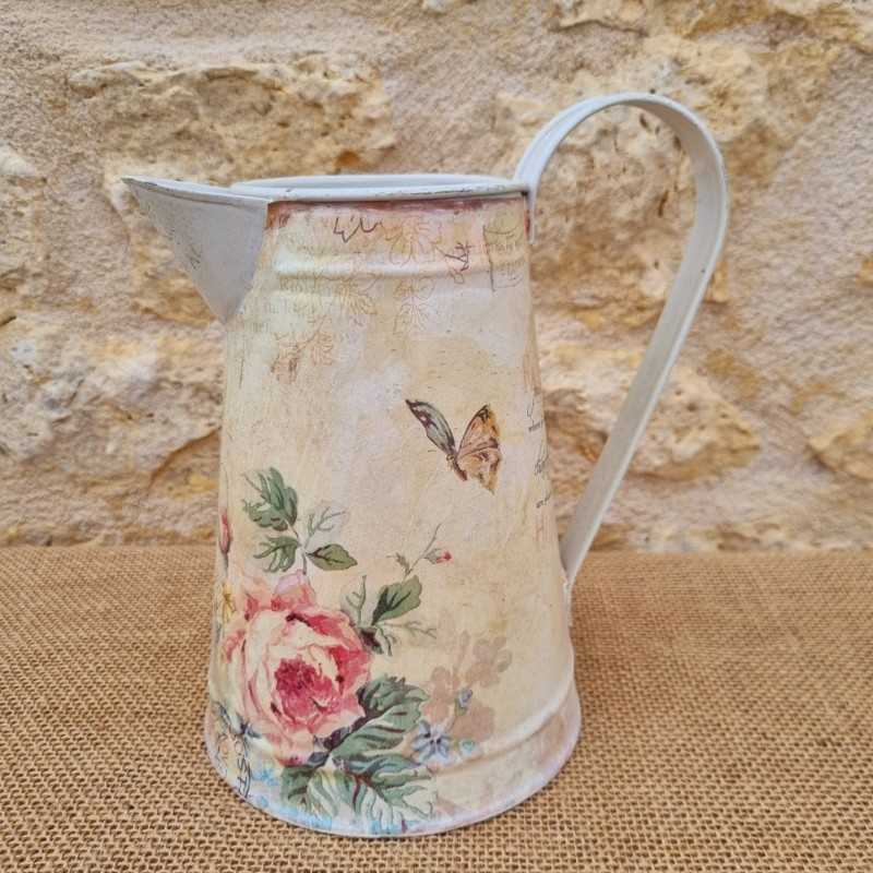 Broc décoratif style ancien motifs décor papillons et fleurs