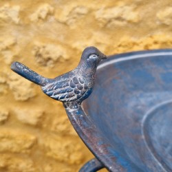 Bain d'oiseaux, mangeoire en fer sur trépied arabesques bleue aspect ancien