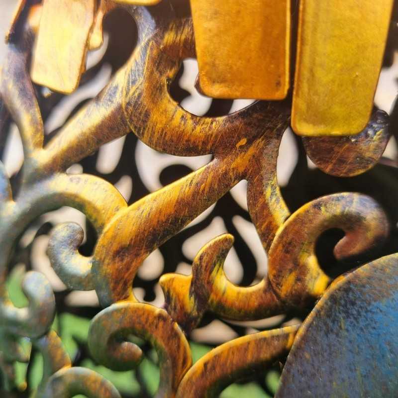 Gallo en hierro dorado, negro y rojo – Decoración de jardín de excepción