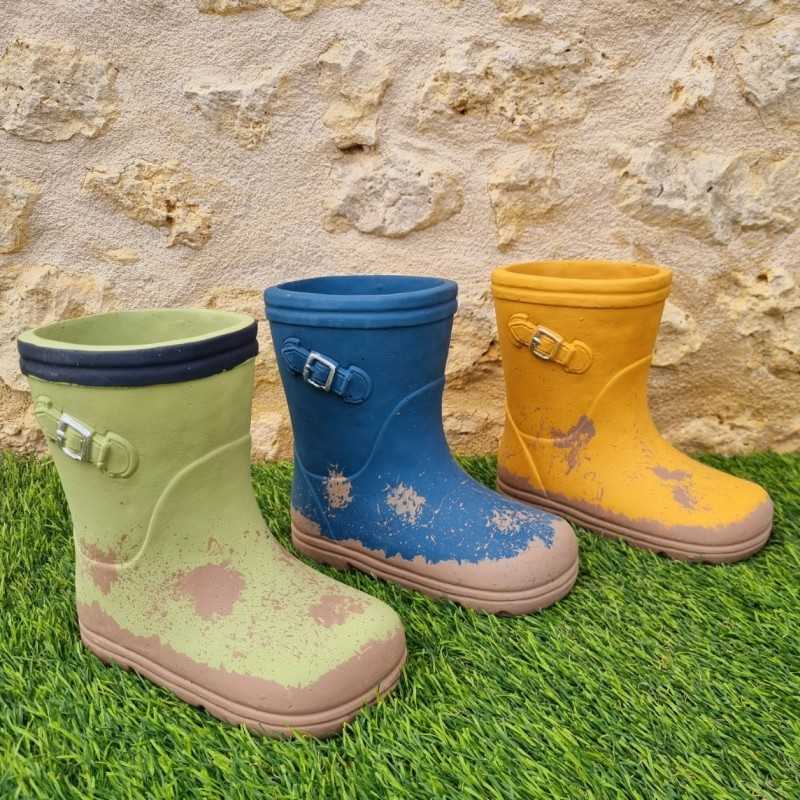 Maceta portaplanta de barro Bota del Jardinero 28,90 € LEZARD DU JARDIN