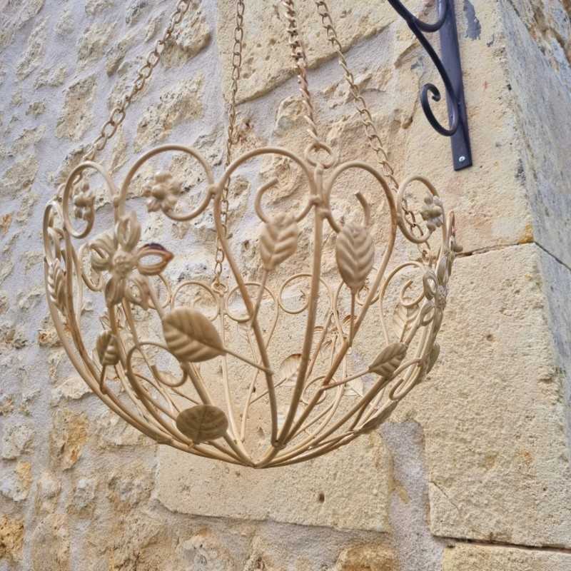 Cesta colgante para plantas de hierro beige envejecido marrón