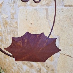 Mangeoire à oiseaux suspendue en fer coeur