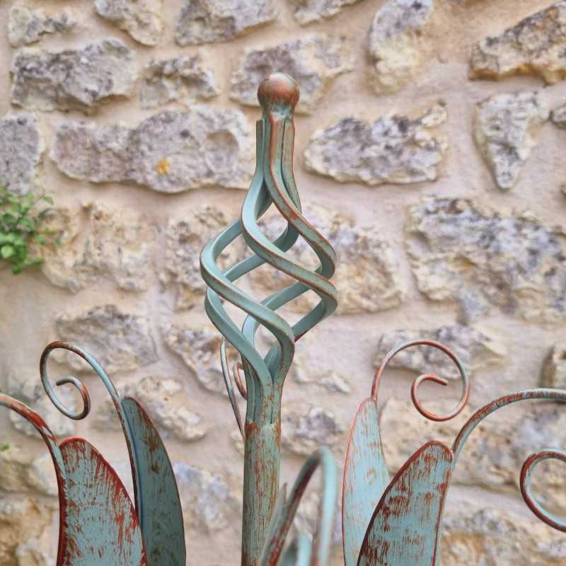 Molino de viento decorativo para jardín en hierro con forma de tulipán modelo CHEVERNY 149,00 € LEZARD DU JARDIN