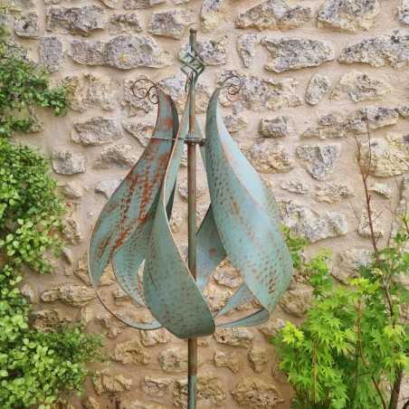 Mulino a vento decorativo da giardino in ferro a forma di tulipano modello CHEVERNY 149,00 € LEZARD DU JARDIN