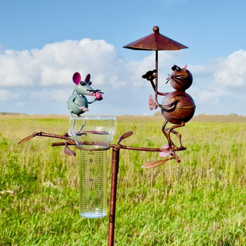 Pluviómetro decorativo con gato y ratón – 117 cm