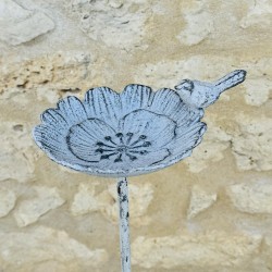 Detalle de la bandeja floral de hierro fundido de 14,5 cm