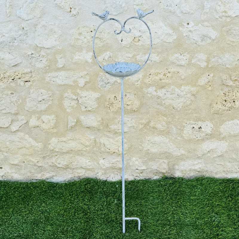 Baño para pájaros con pincho motivo Corazón en hierro fundido h105 26,90 € LEZARD DU JARDIN