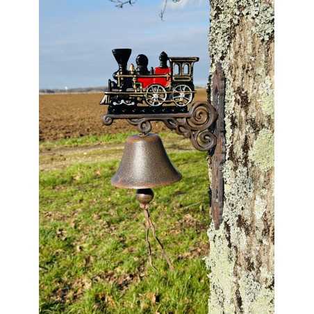 Campana de pared de hierro fundido con locomotora