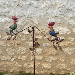 Móvil decorativo gallinas metal pintado 124 cm