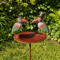 Comedero para aves con dos cuervos decorativos de metal