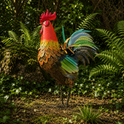 Escultura de gallo en metal multicolor