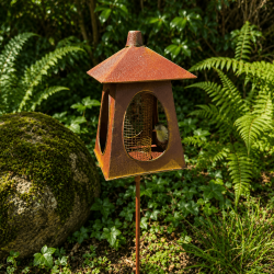 Comedero para pájaros con estaca en forma de farol