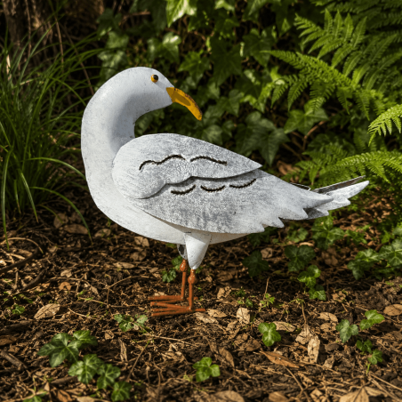 Gaviota decorativa de metal para jardín – vista lateral