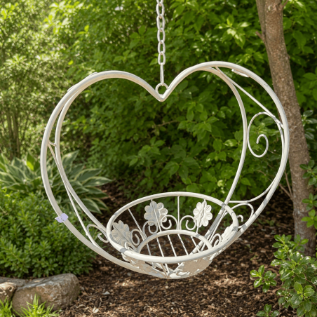 Jardinera colgante corazón de metal blanco patinado – Vista frontal